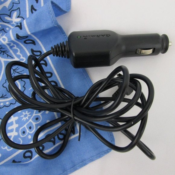 Garmin Nuvi 40LM Navigator + Charger + Mount - Picture 9 of 14